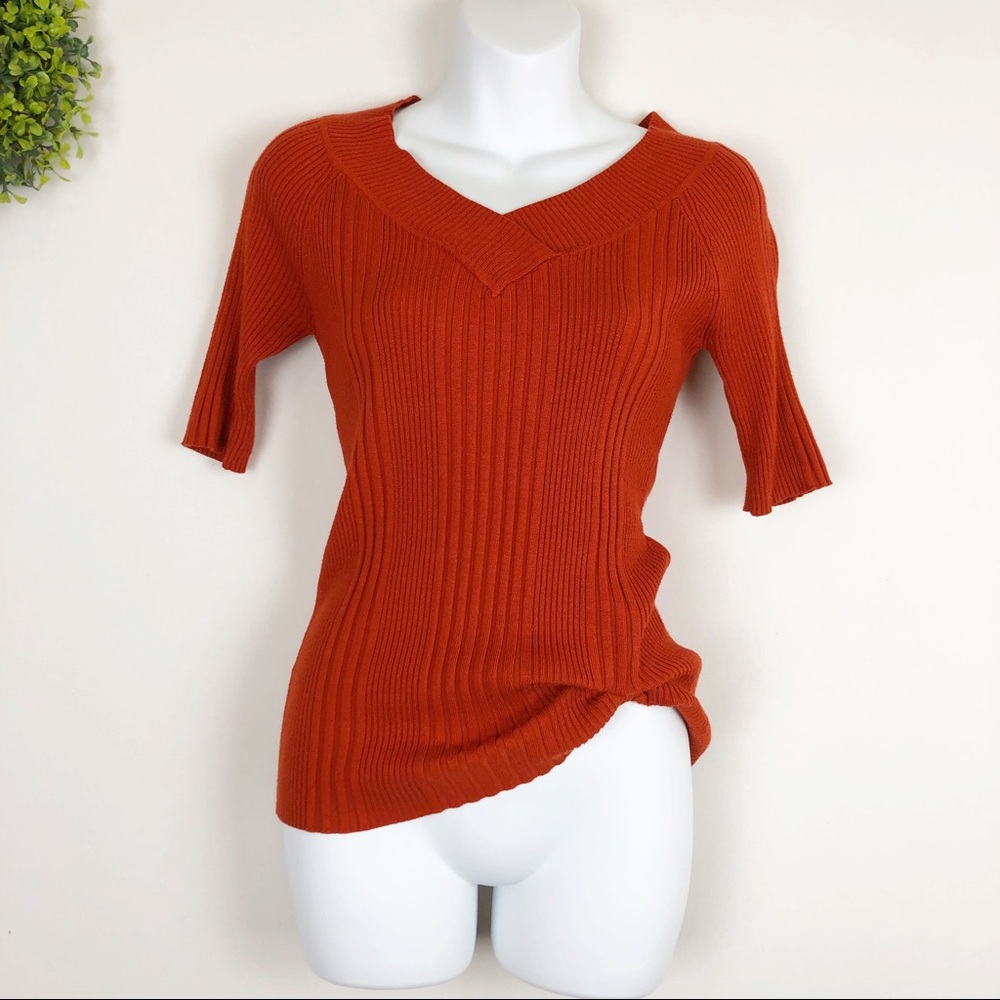 It"s our time Burnt orange 🍊 Ribbed V Neck L